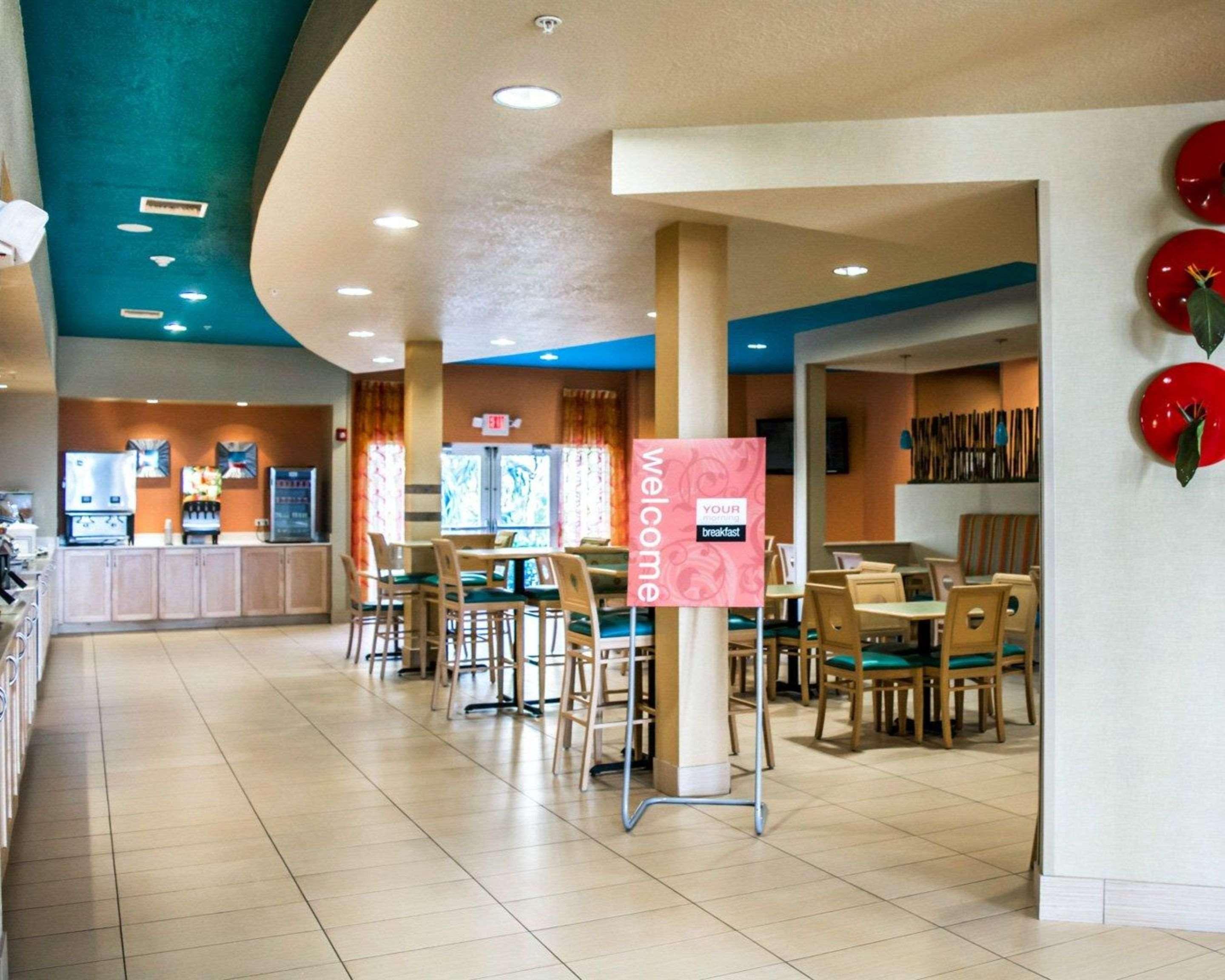Hampton Inn By Hilton Tampa Fairgrounds Casino Mango Exterior photo