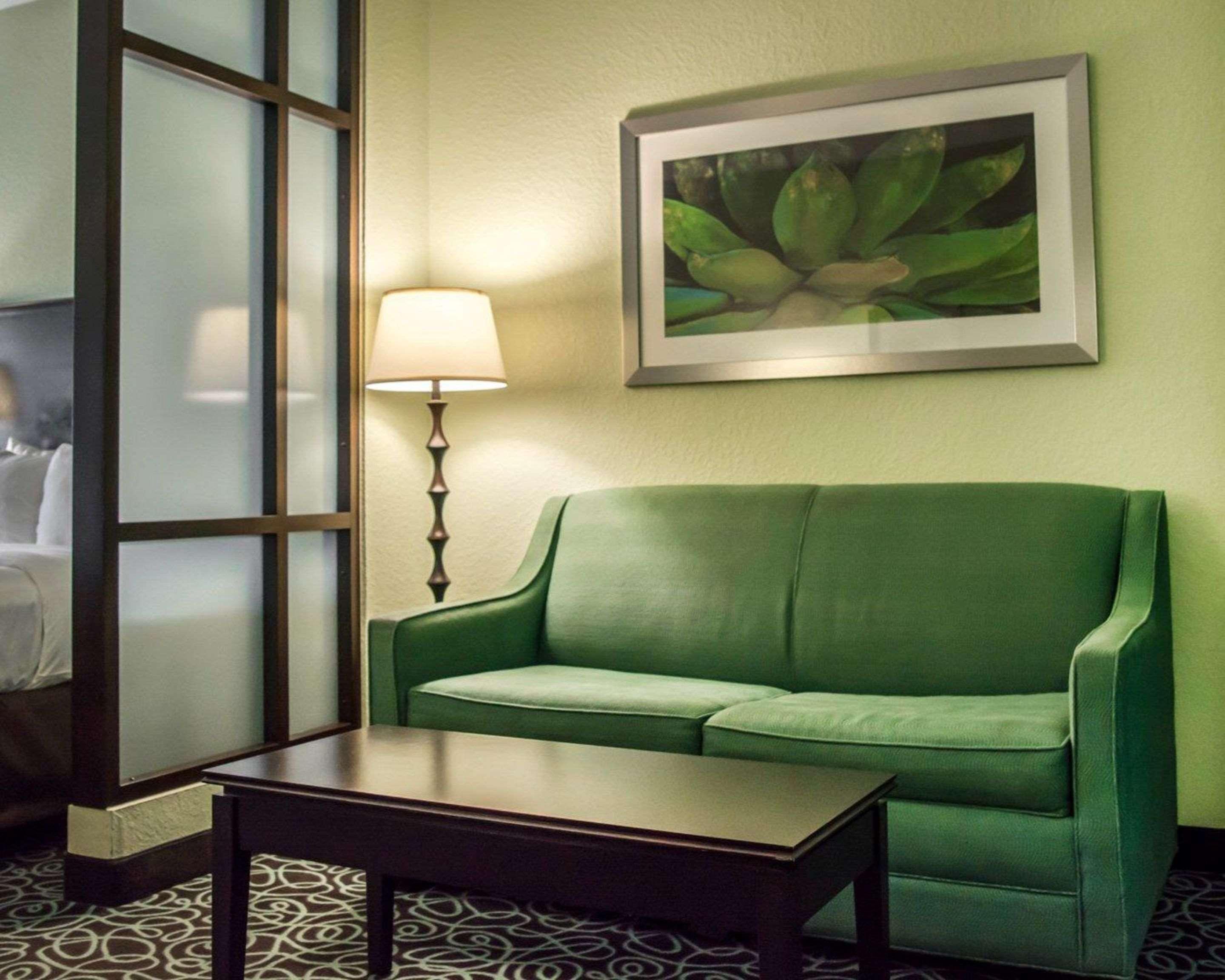 Hampton Inn By Hilton Tampa Fairgrounds Casino Mango Exterior photo