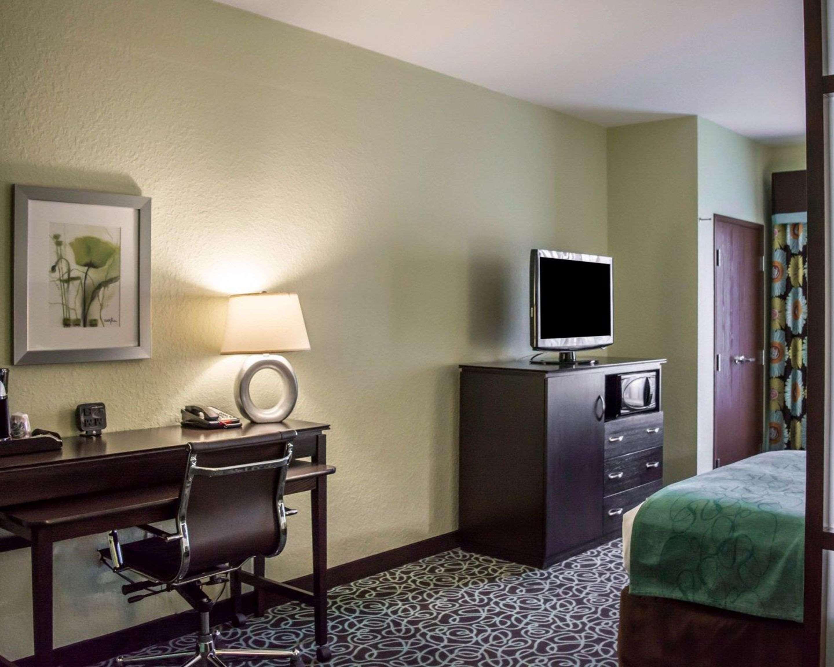 Hampton Inn By Hilton Tampa Fairgrounds Casino Mango Exterior photo