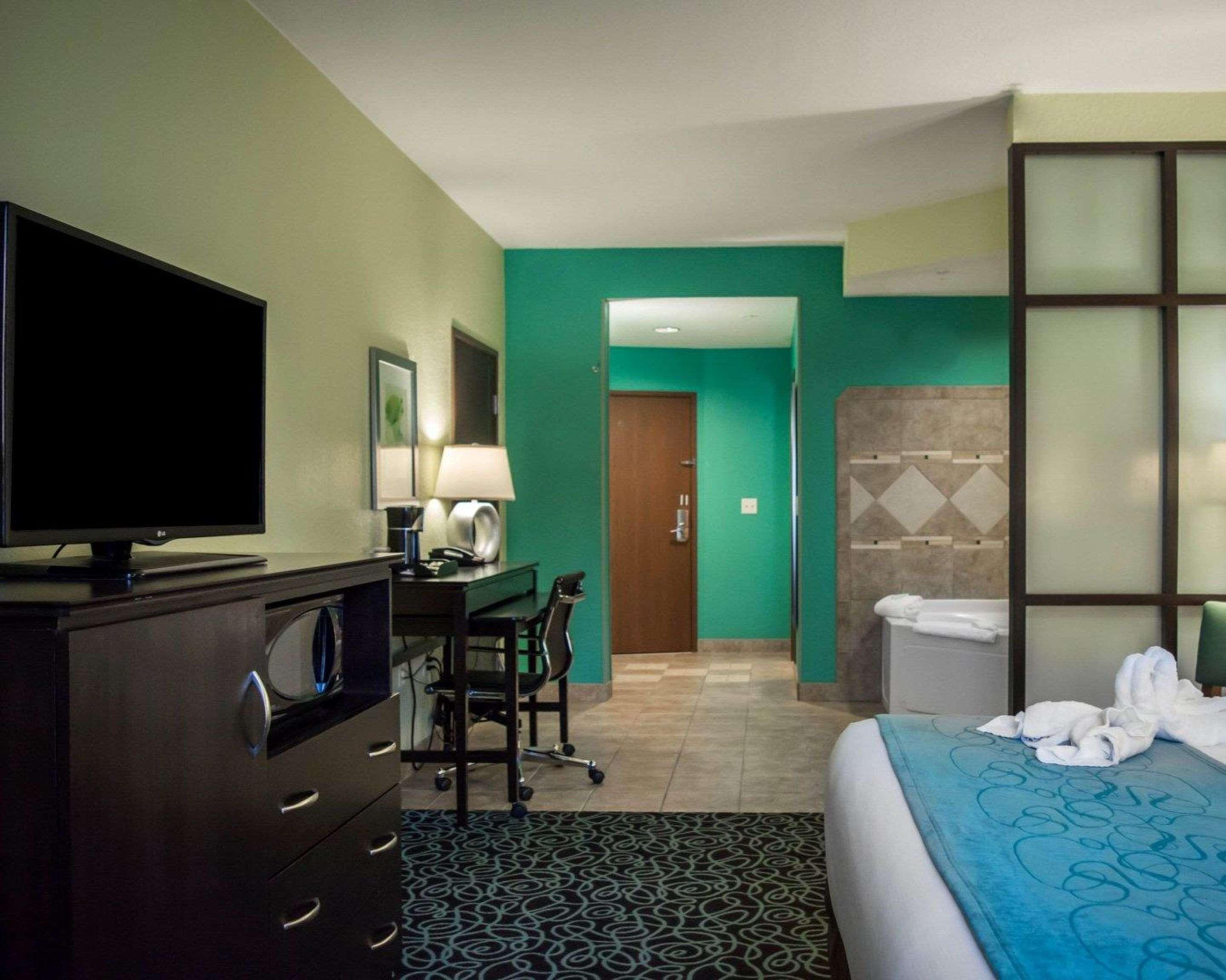 Hampton Inn By Hilton Tampa Fairgrounds Casino Mango Exterior photo